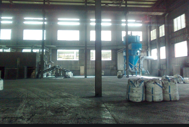 Che Jian Chu Chen The workshop removes dust