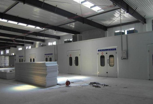 Spray booth