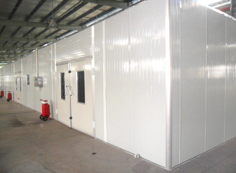 Pen Qi Fang Spray paint room